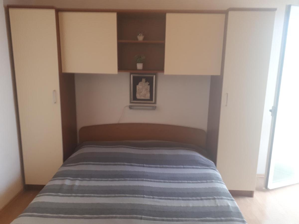 Apartmani Leko Mirjana Baška Voda Esterno foto