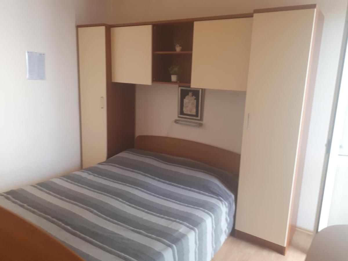 Apartmani Leko Mirjana Baška Voda Esterno foto