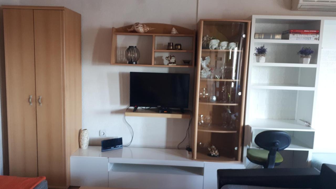 Apartmani Leko Mirjana Baška Voda Esterno foto