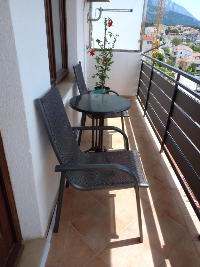 Apartmani Leko Mirjana Baška Voda Esterno foto