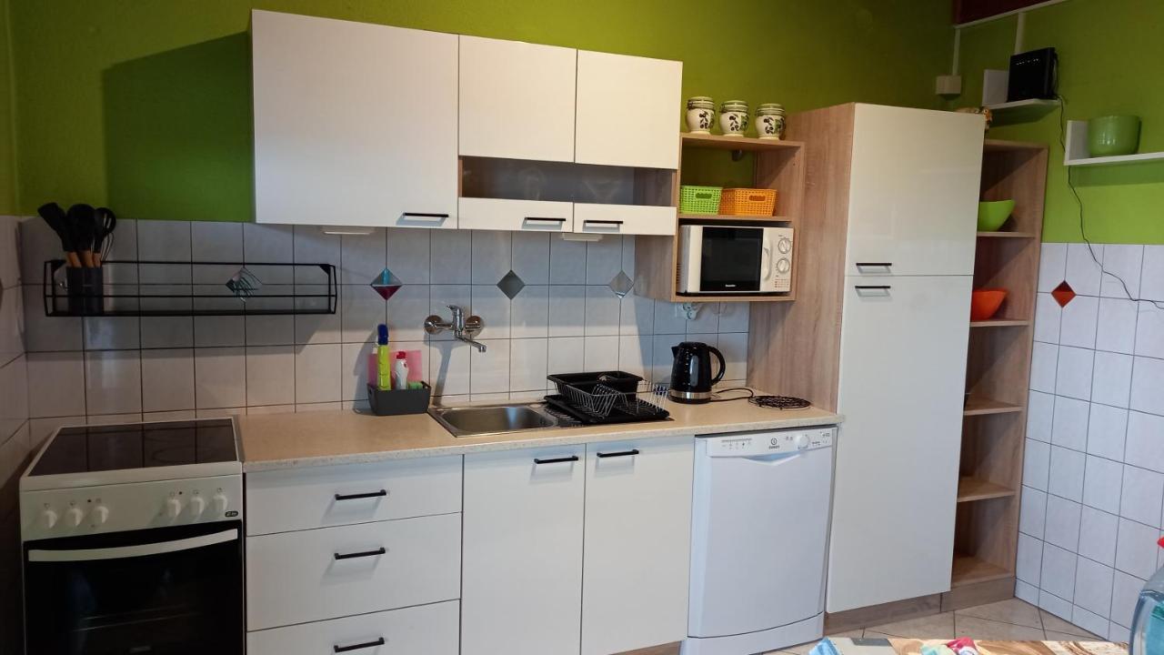 Apartmani Leko Mirjana Baška Voda Esterno foto