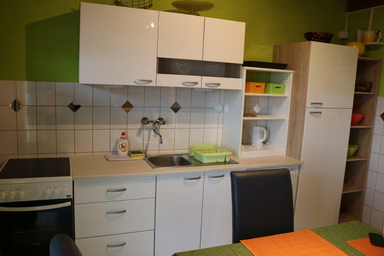Apartmani Leko Mirjana Baška Voda Esterno foto